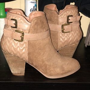 Francesca’s bootie - perfect for fall!